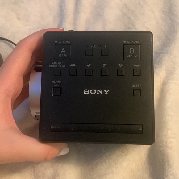 Sony alarm Clock! - Picture 3 of 8